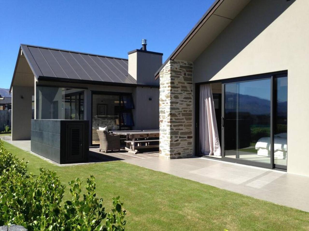Holiday home Infinity Drive - Hot Tub - Views - Release Nz *