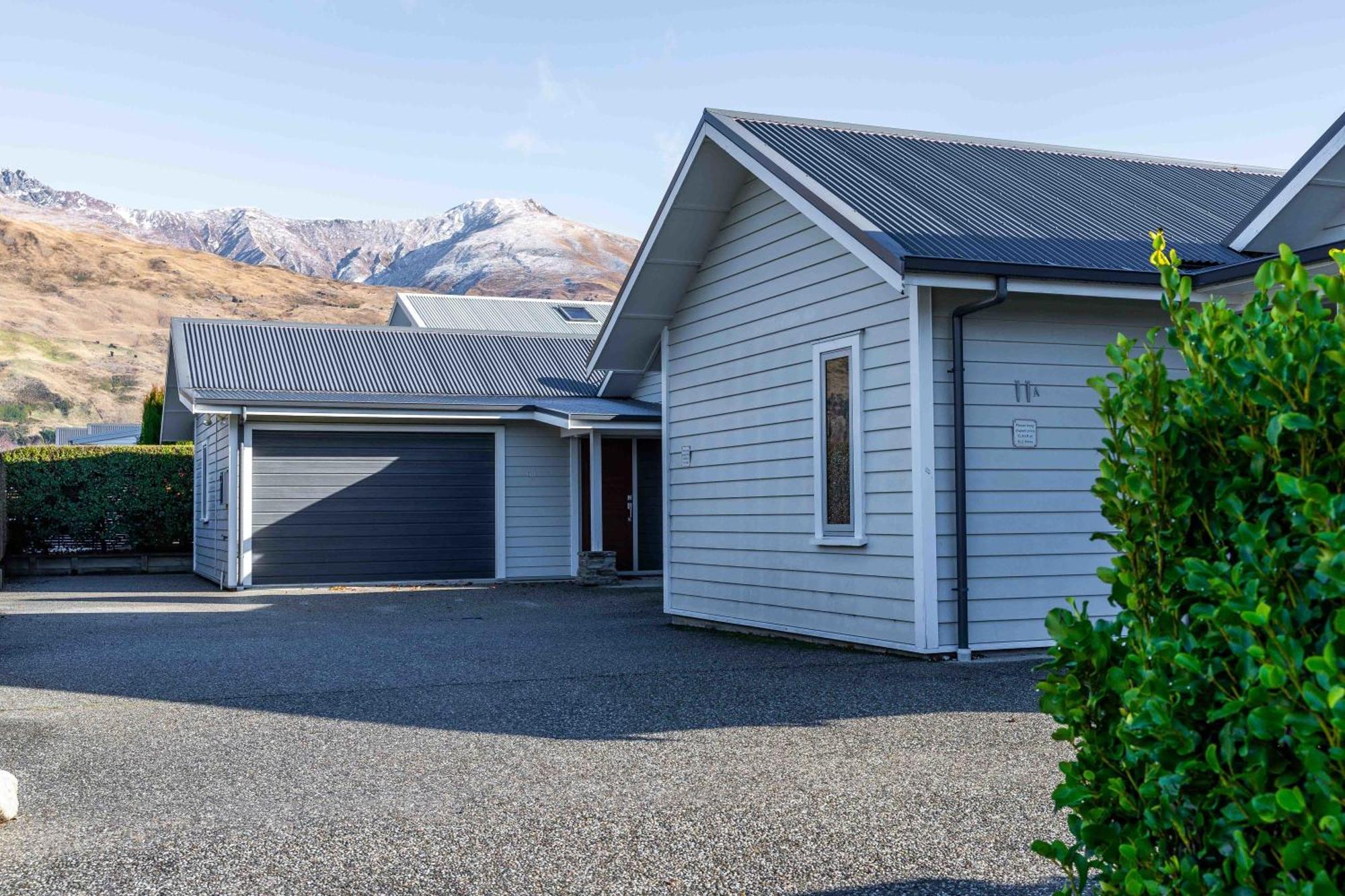 Holiday home Roy's Bay Luxury Wanaka