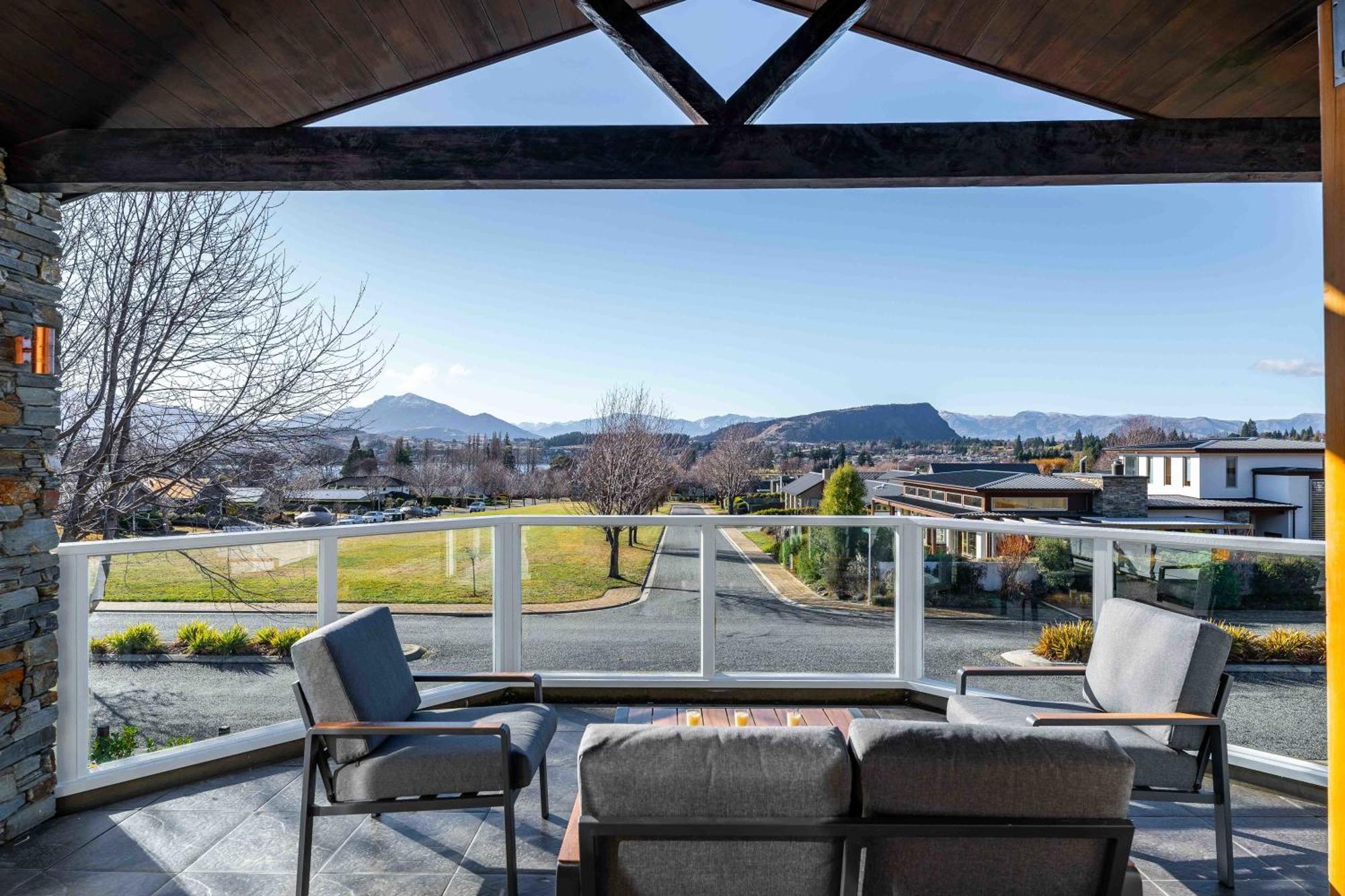 Summit View Holiday home