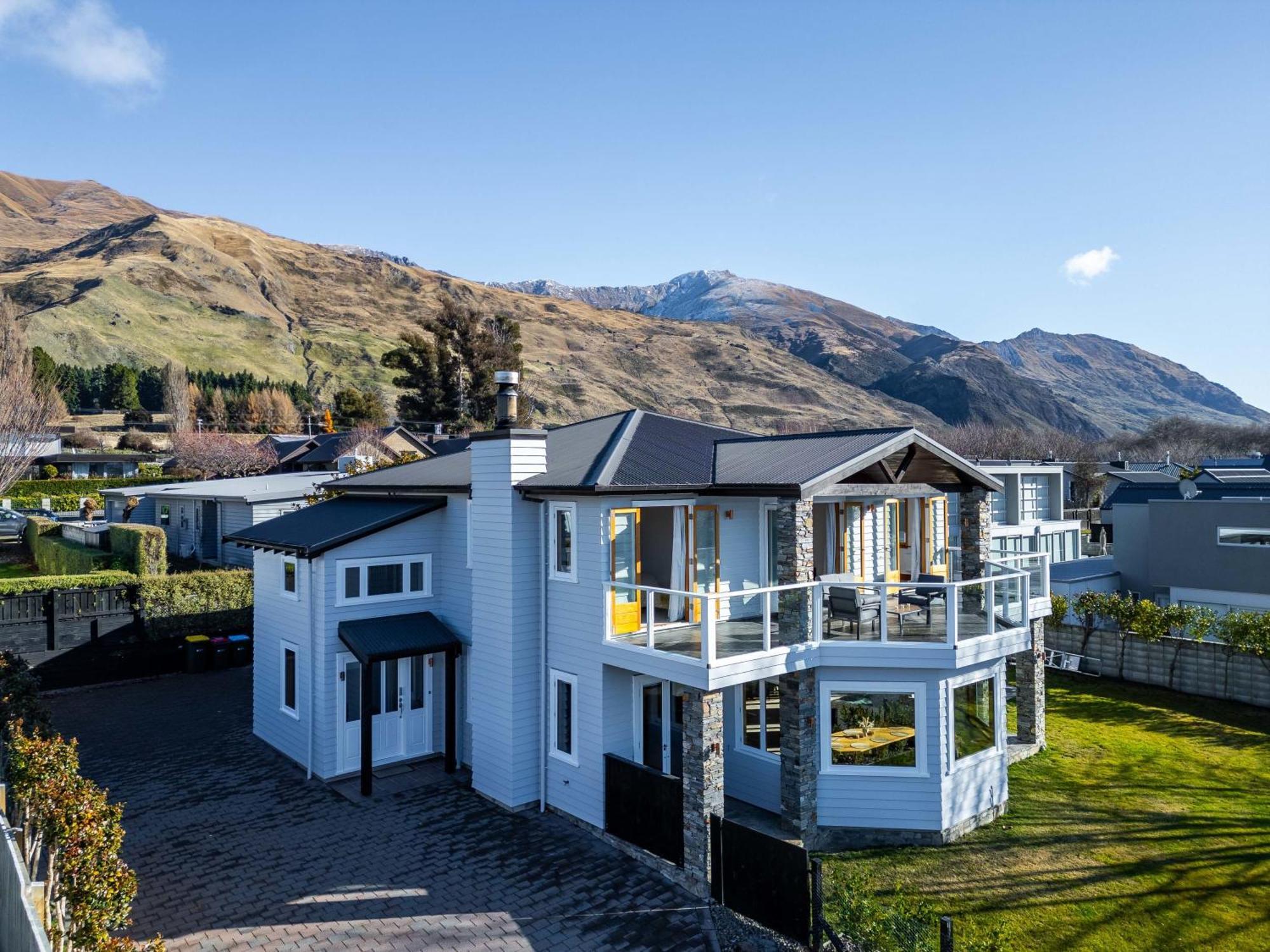 Holiday home Summit View *