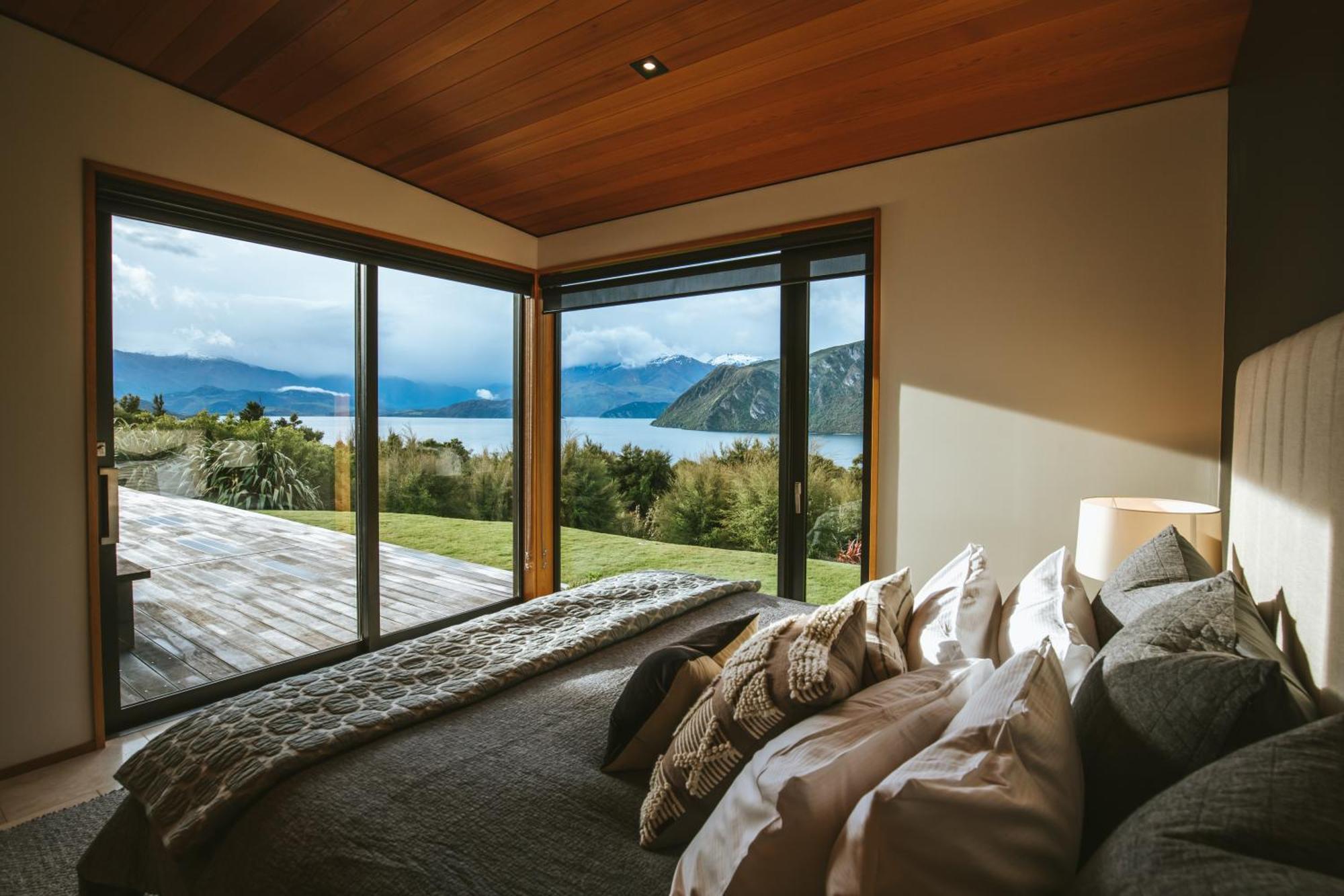 Aurum - Sleeps 6 - Stunning Views Holiday home