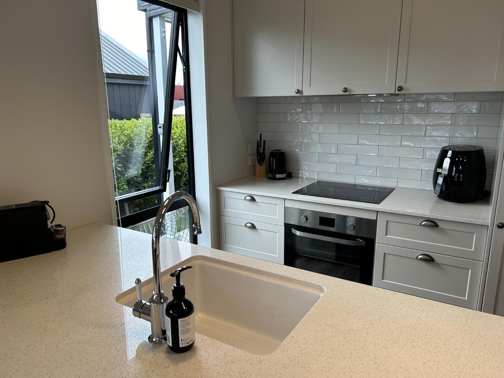 Farr53 - Alpine Haven Holiday home Wanaka