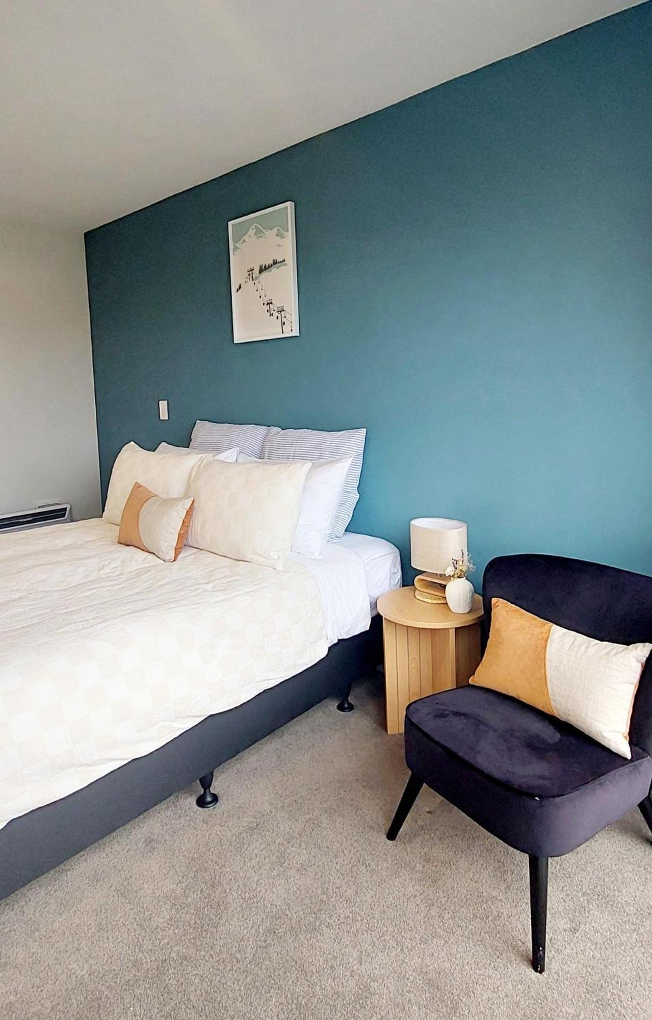 Mountain Views Guest --no Kitchen-- Holiday home Wanaka