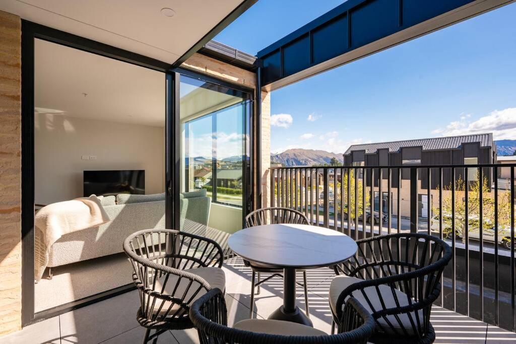 Apartment Luxurious New 2 Bed 2 Bath In Wanaka