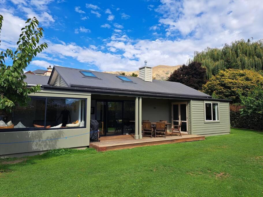 Peaceful And Secluded, Yet So Close To Town! Holiday home *