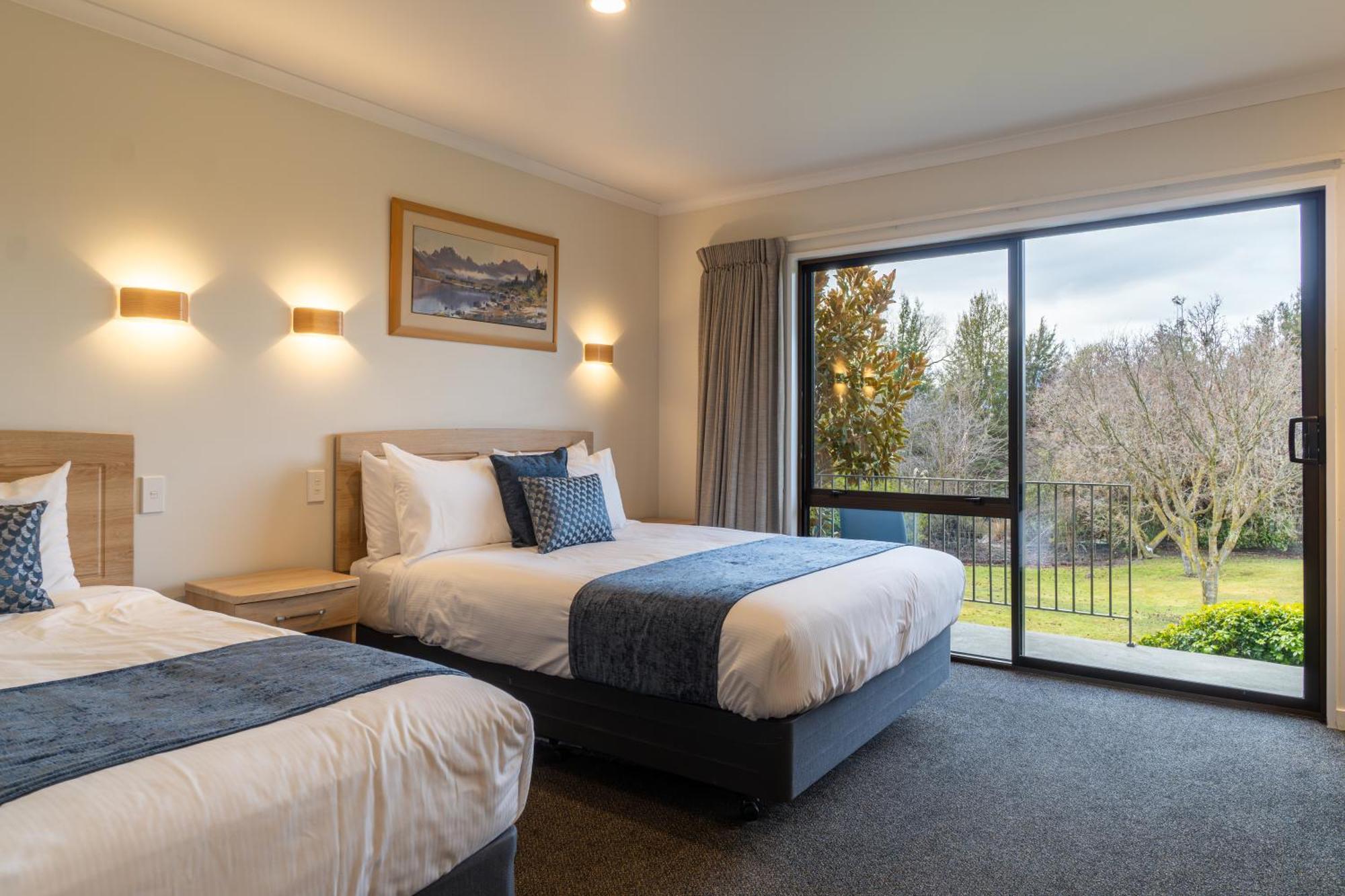 10 Holiday park 4*