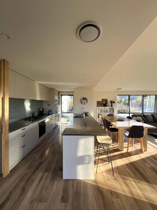 Holiday home Alpine Haven With Mountain Views *