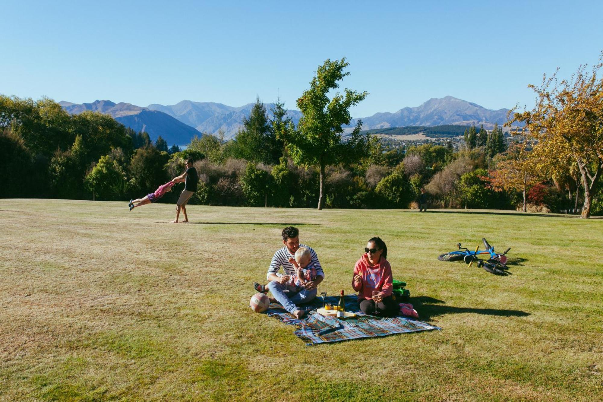 10 Holiday park