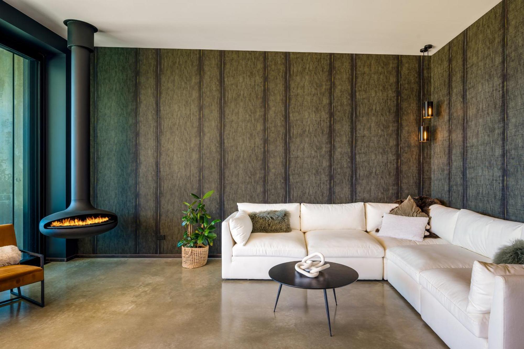 Villa Riverbank By Sothebys Luxury Homes *