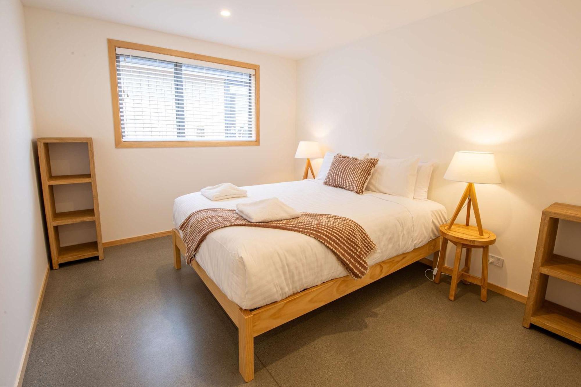Sunny & Spacious On Scurr Terrace Holiday home Wanaka