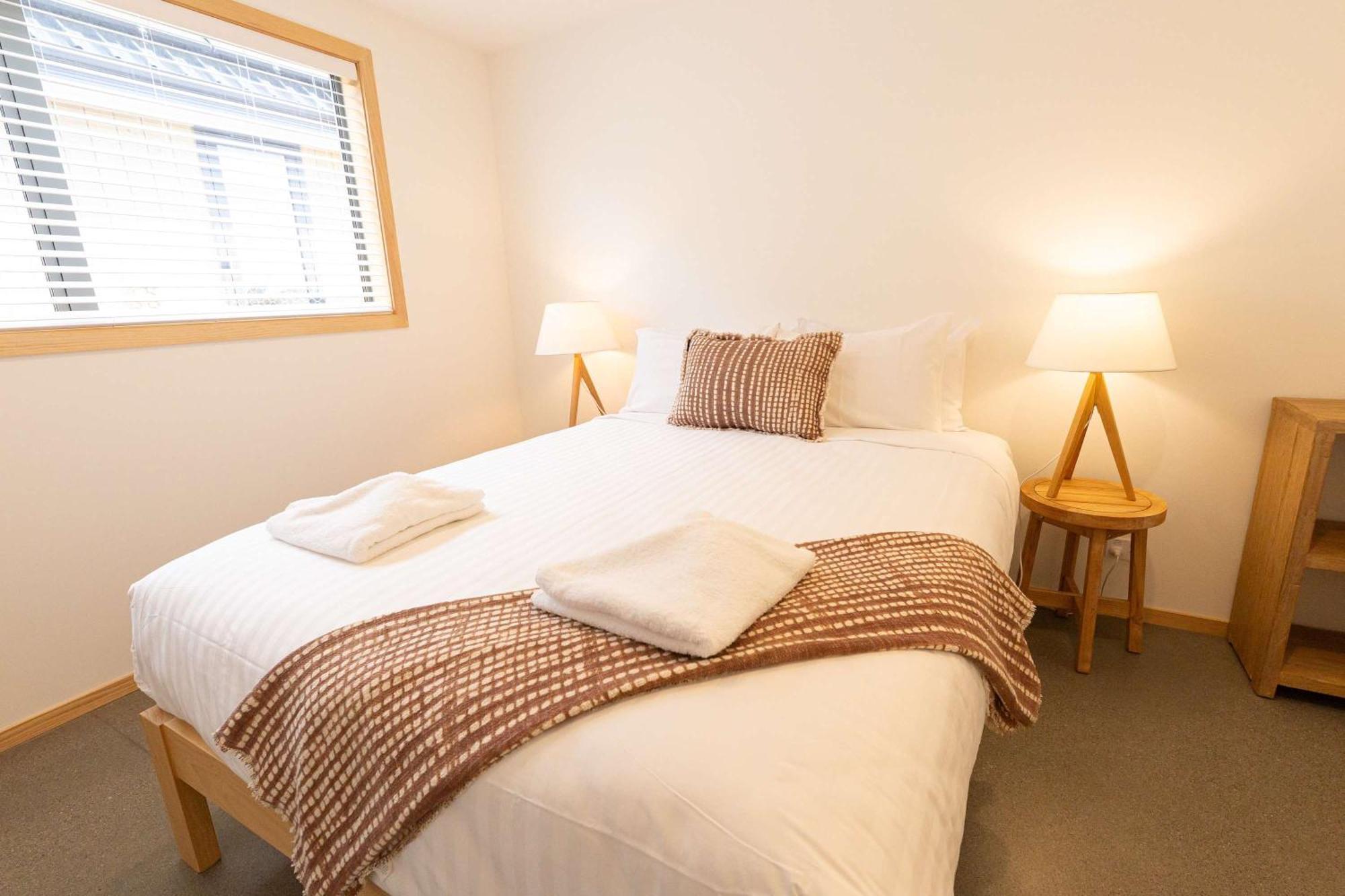 Sunny & Spacious On Scurr Terrace Holiday home *