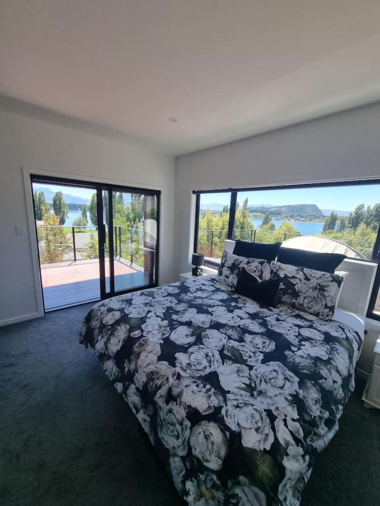 The Lookout - Views Wanaka