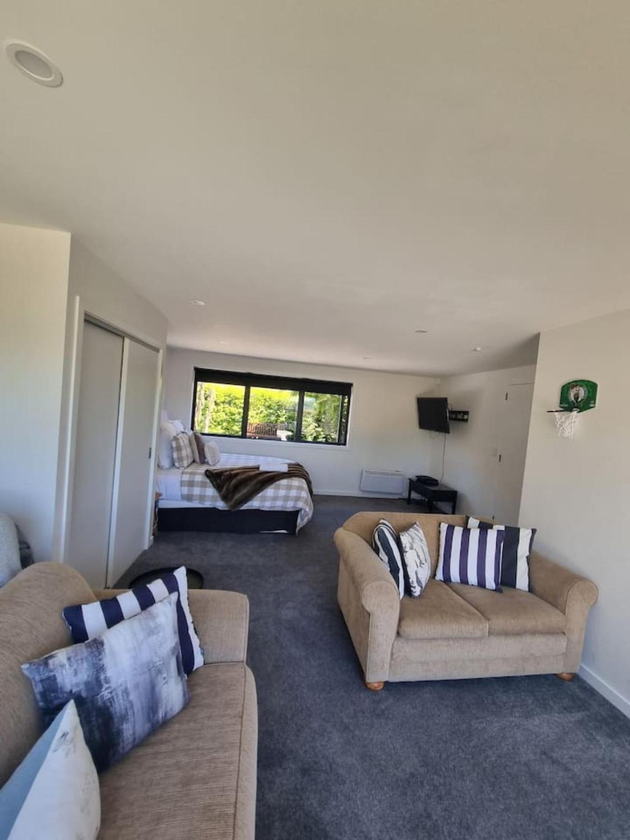 The Lookout - Views Holiday home Wanaka