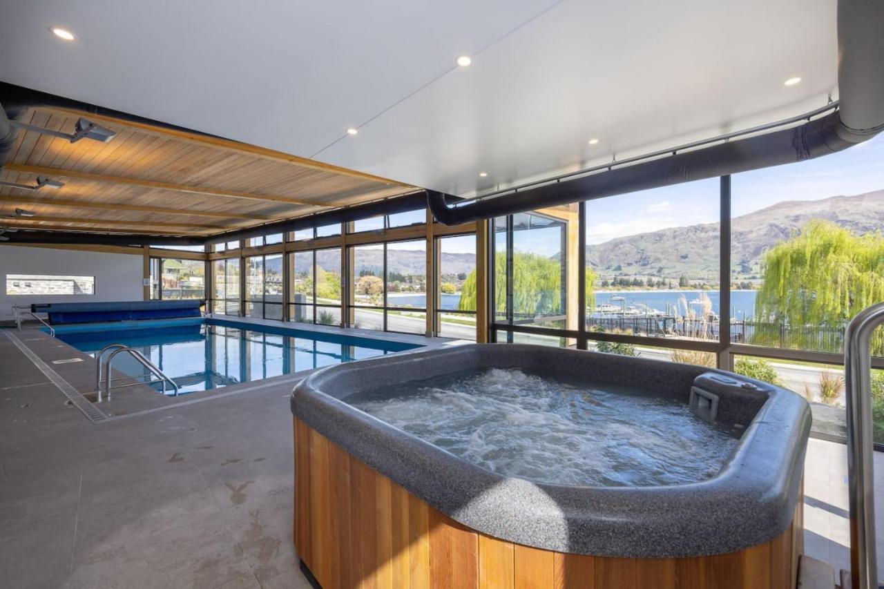 Penthouse With Marina Views - Or Two Bedroom Wanaka