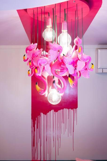 Designers Dream, Tokyo Pop Art With Courtyard, Fire & Views *