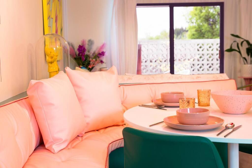 Designers Dream, Tokyo Pop Art With Courtyard, Fire & Views *