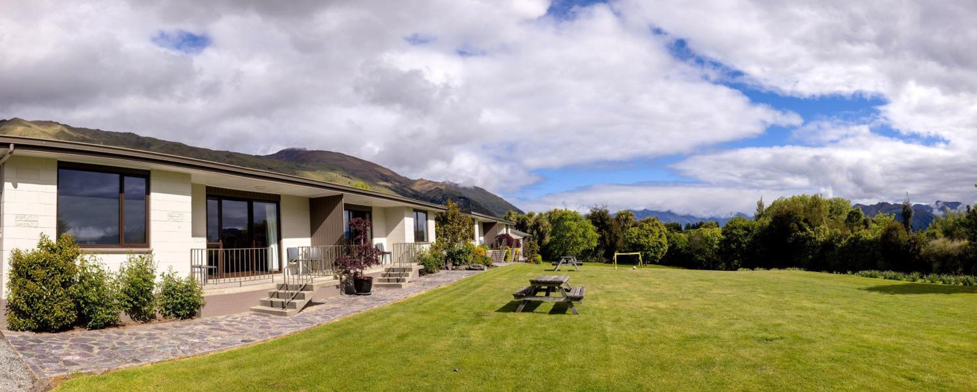 10 Holiday park 4*