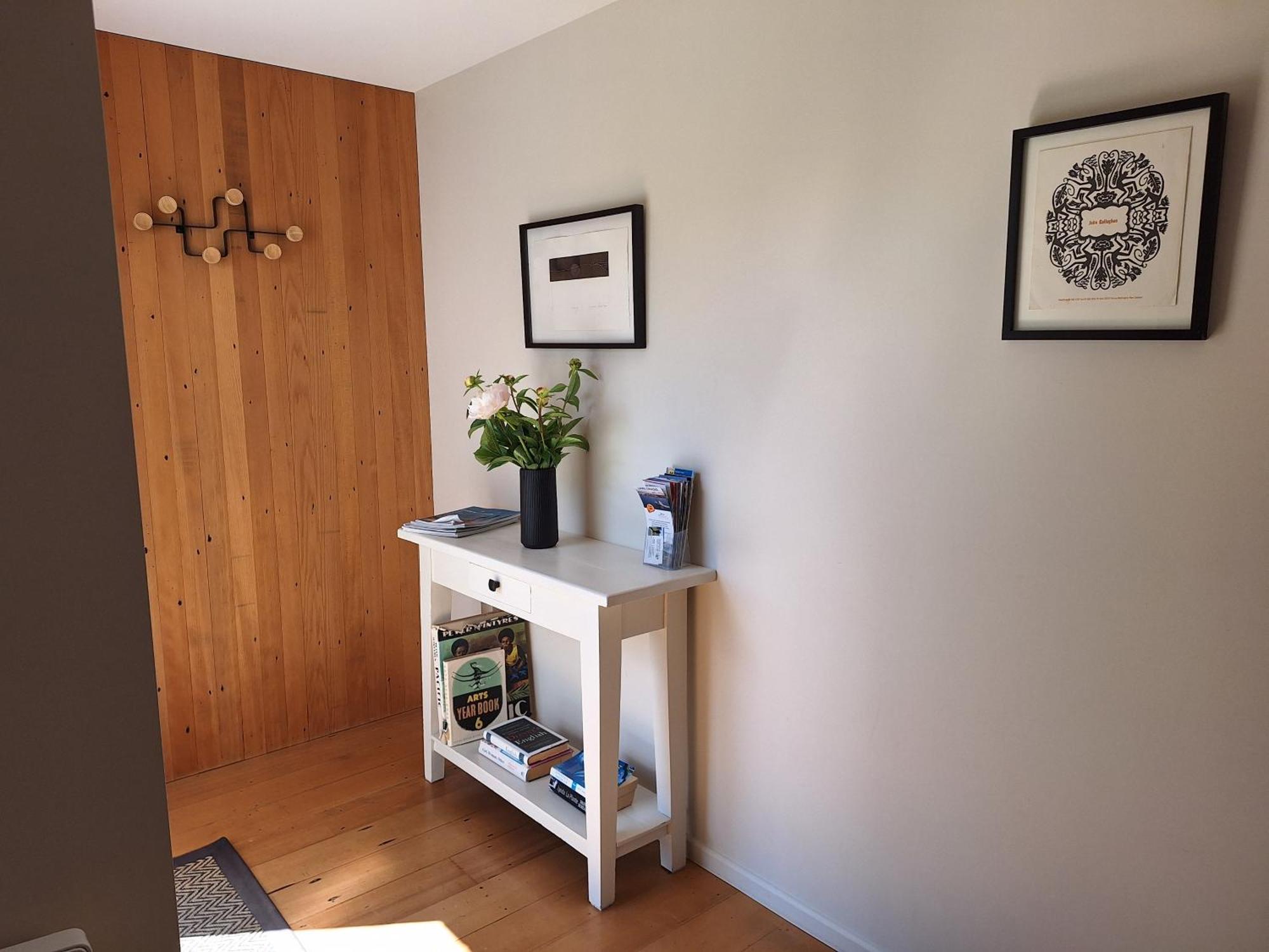 Kowhai -private Opposite Golf Course In Wanaka