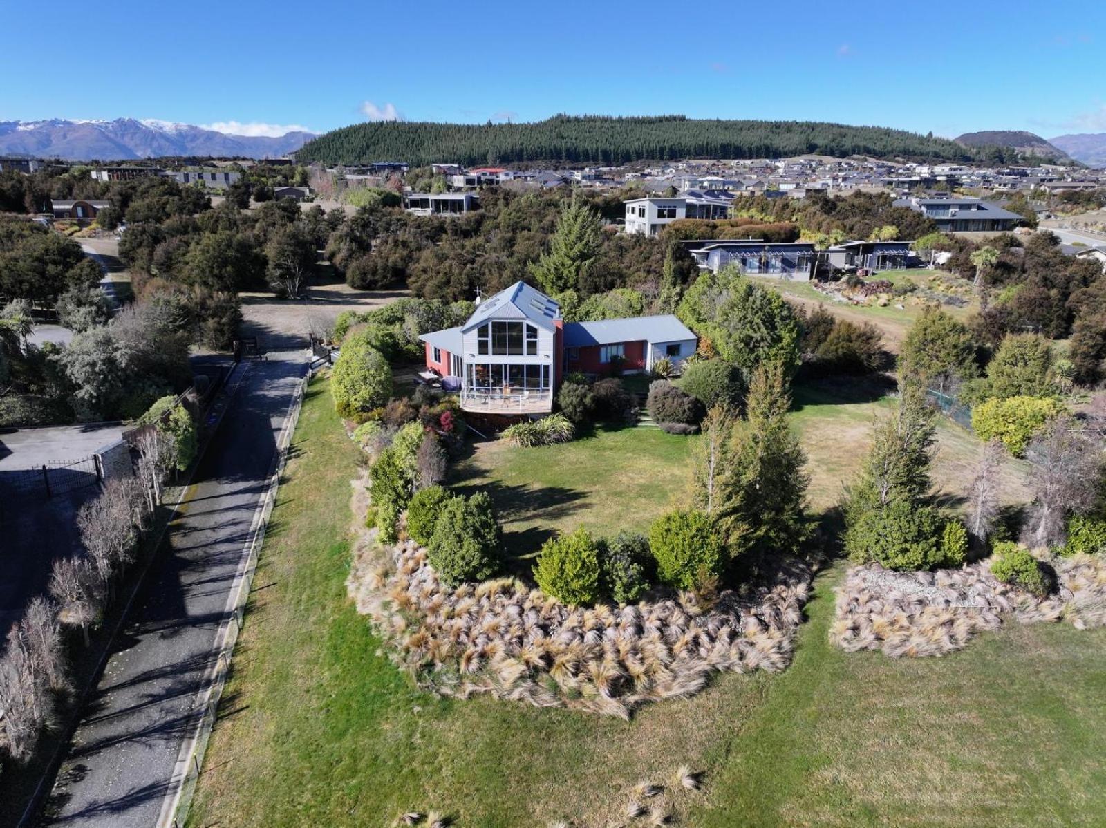 Tawhiri - Tranquility, Space And Stunning Views In Paradise Holiday home *
