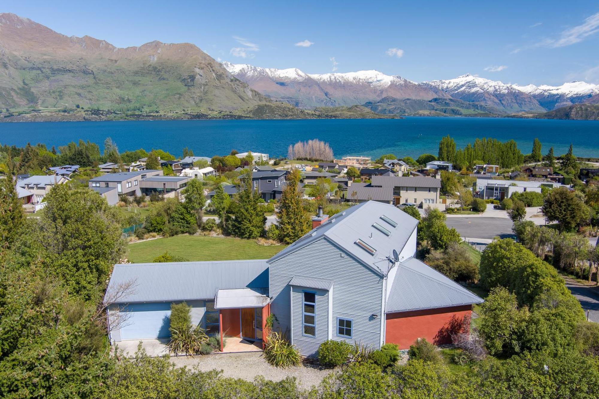 Holiday home Tawhiri - Tranquility, Space And Stunning Views In Paradise Wanaka
