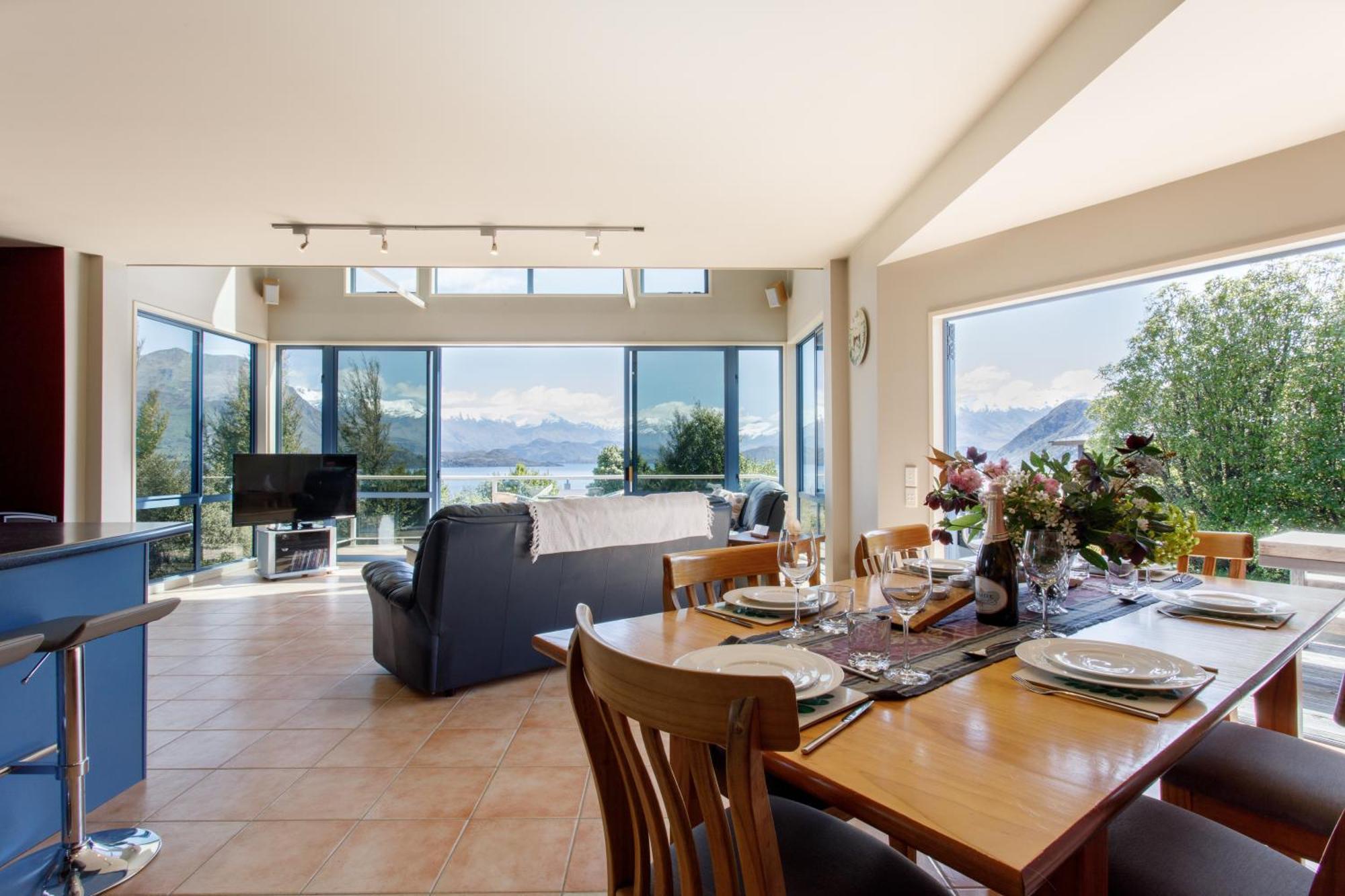 Tawhiri - Tranquility, Space And Stunning Views In Paradise Holiday home *
