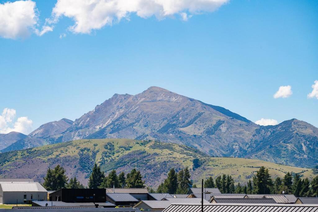 Mountain Serenity Retreat Holiday home Wanaka