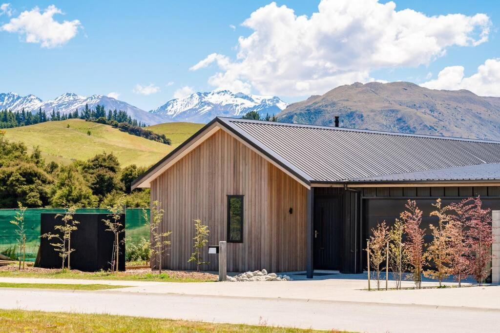 Mountain Serenity Retreat