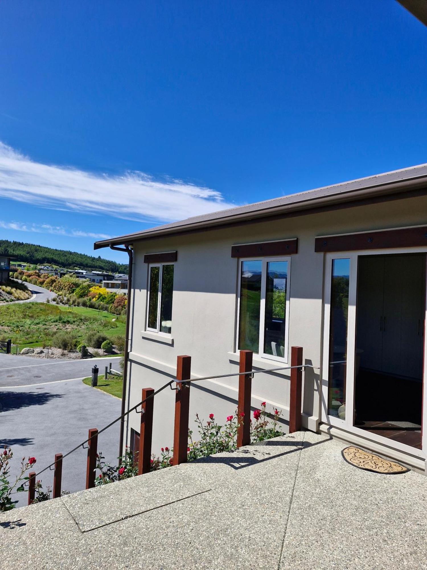 Nestled In Ridgecrest Guest house *