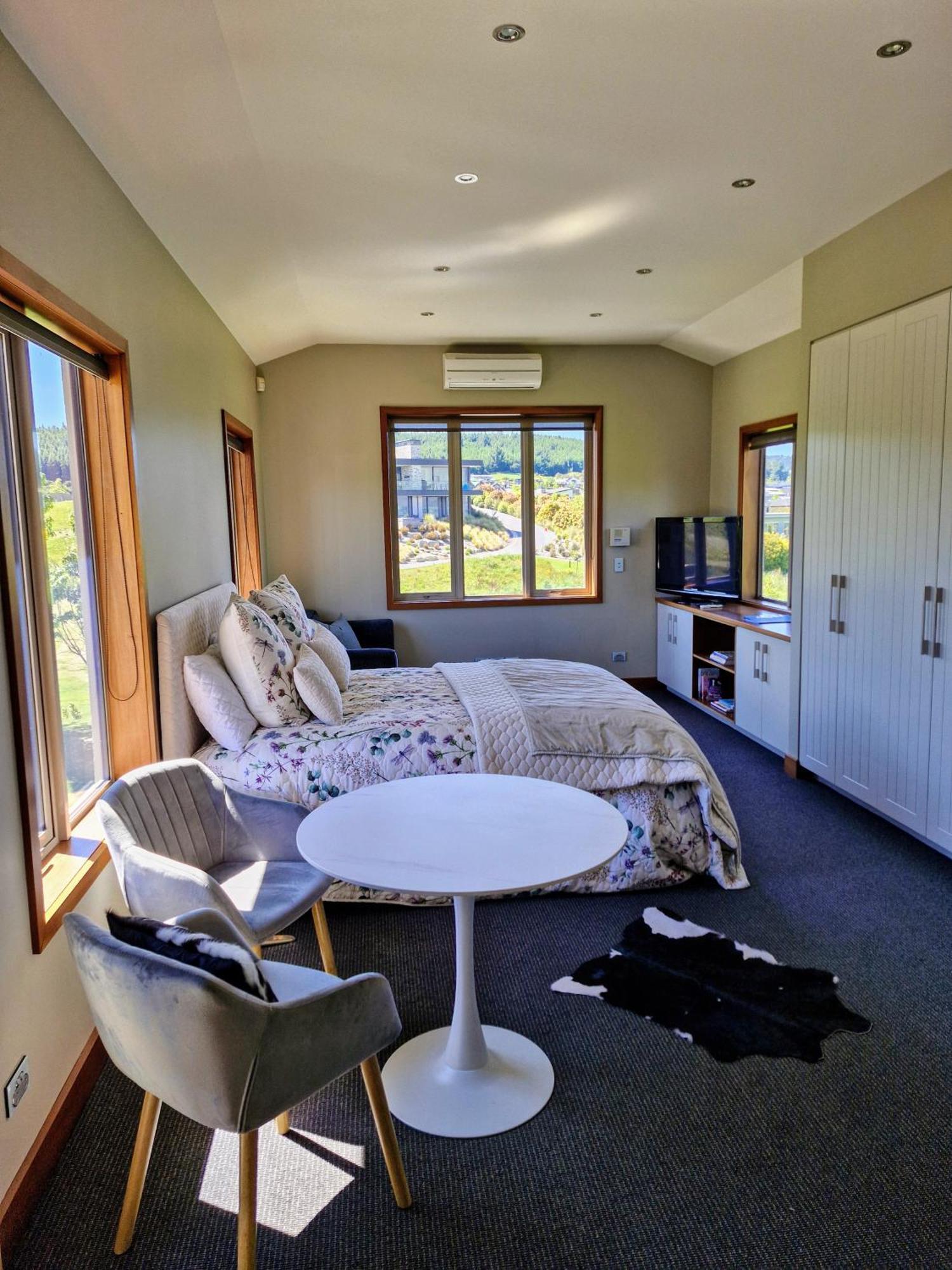 Nestled In Ridgecrest Guest house Wanaka