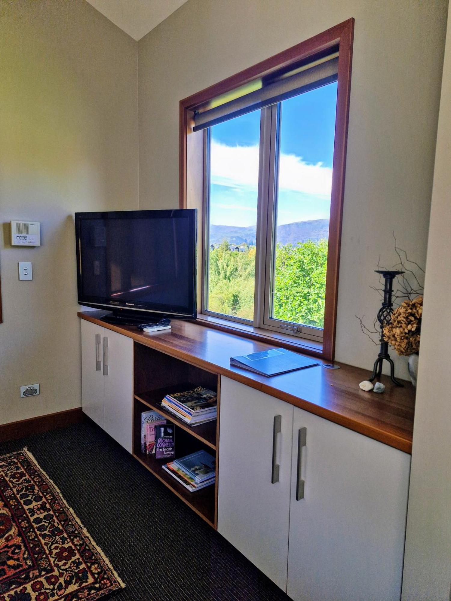Nestled In Ridgecrest *