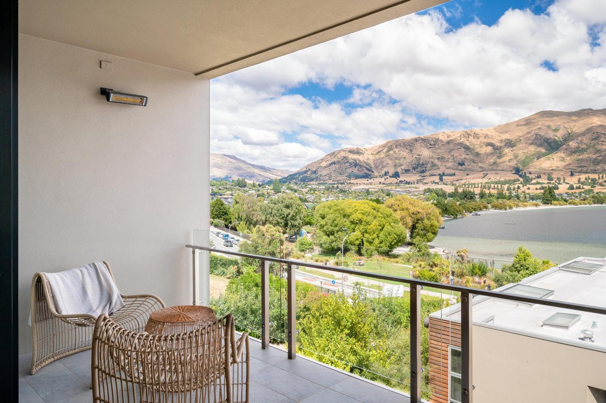 Hana By Sotheby's Luxury Homes Apartment *
