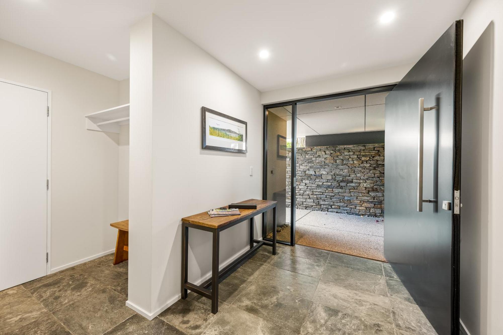 Cedar House By Sotheby's Luxury Homes * Wanaka