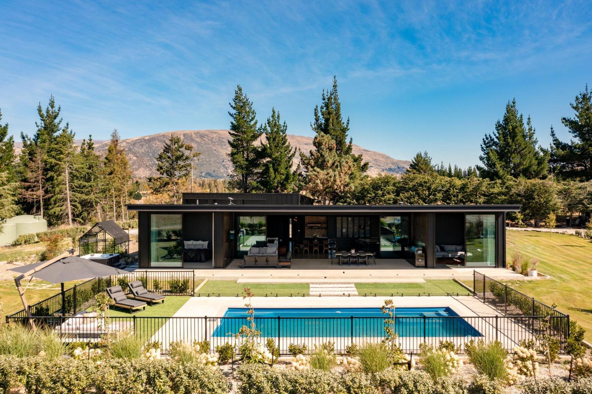 Villa Riverbank By Sothebys Luxury Homes Wanaka