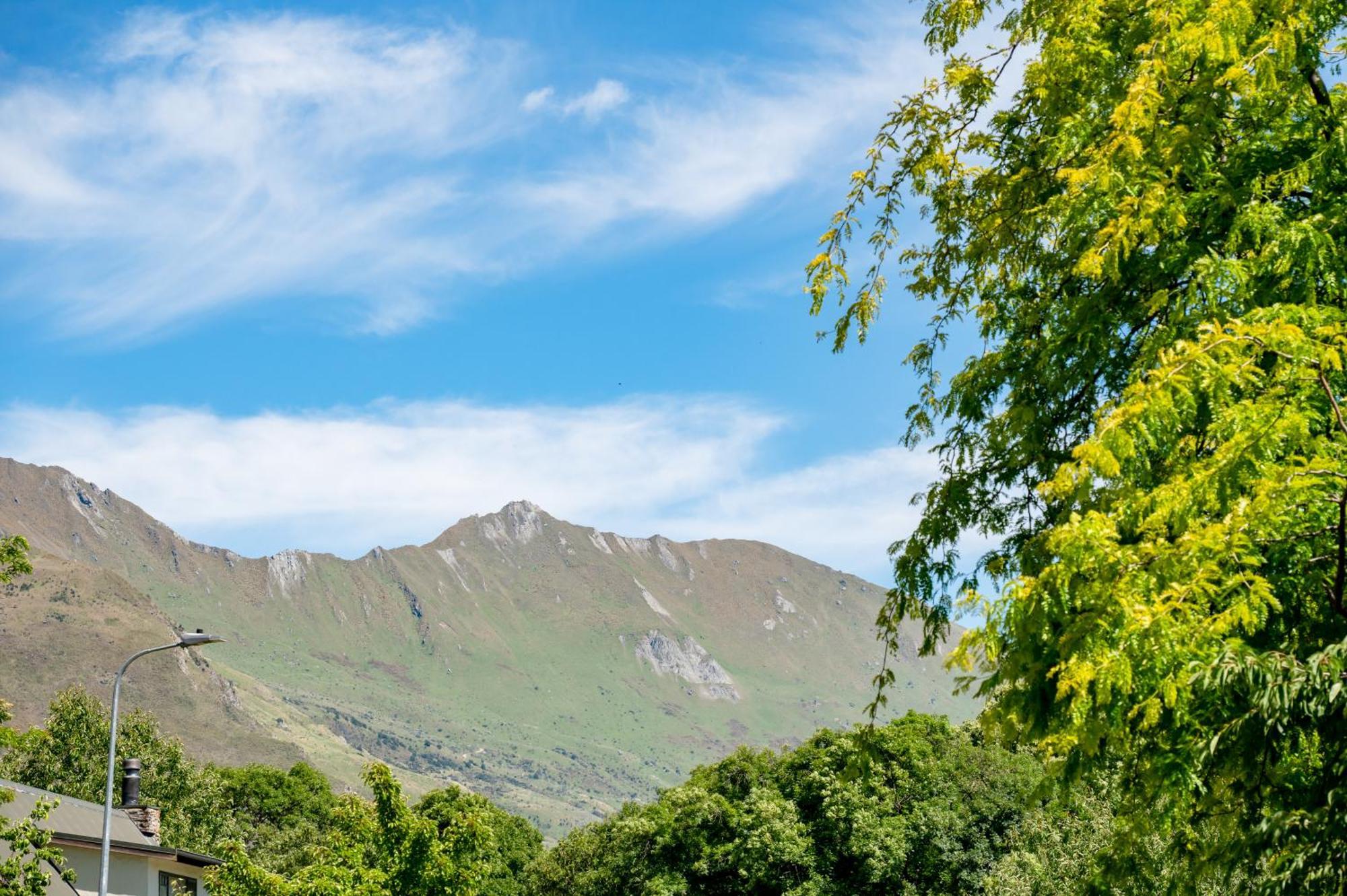 Emerald Oasis By Sotheby's Luxury Homes * Wanaka