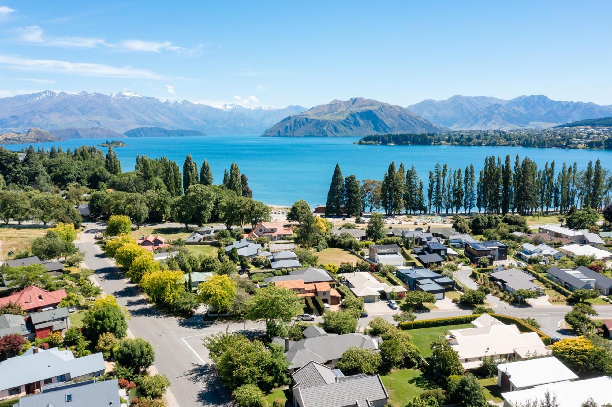 Emerald Oasis By Sotheby's Luxury Homes Holiday home Wanaka