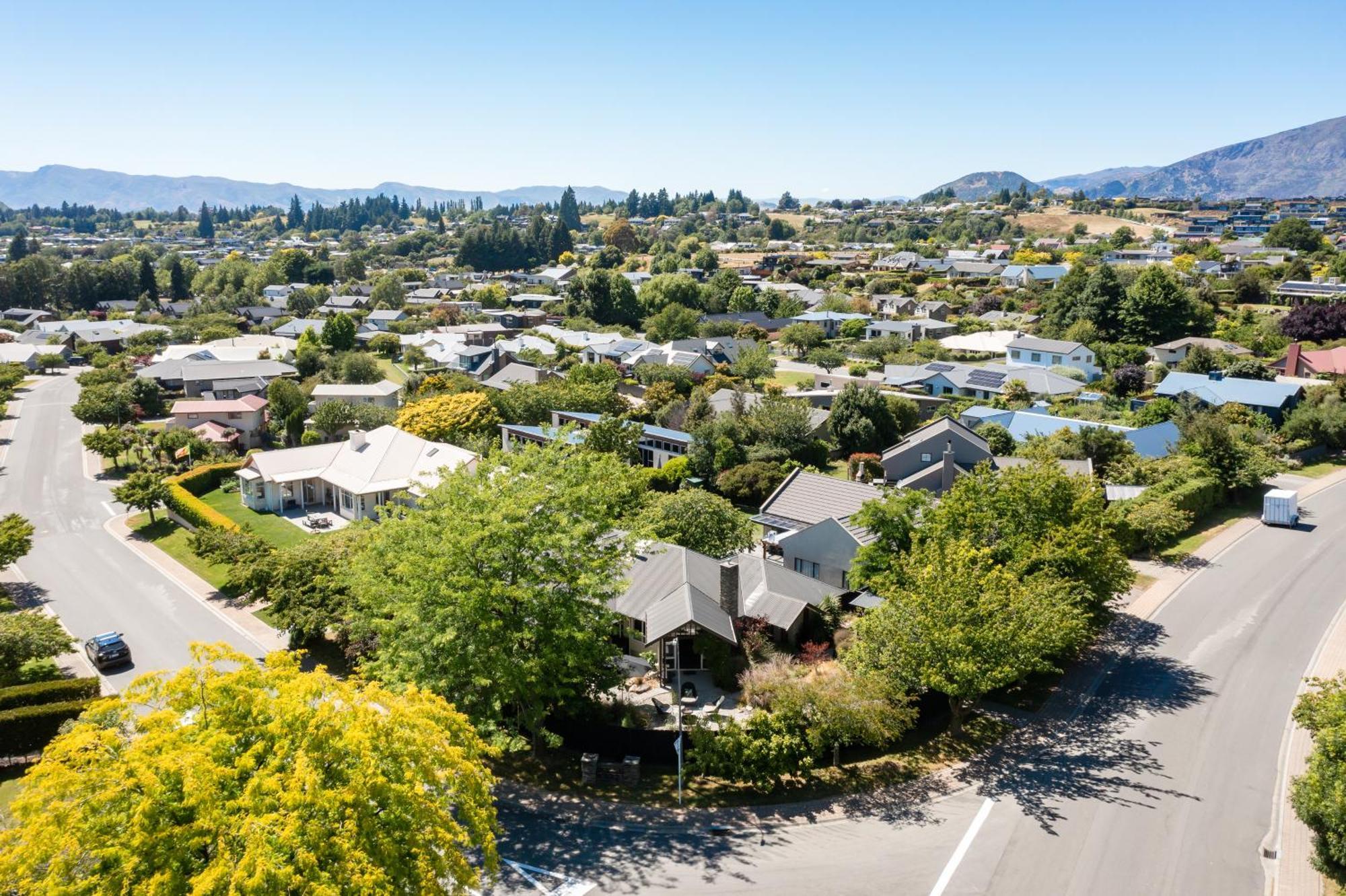Emerald Oasis By Sotheby's Luxury Homes Holiday home Wanaka