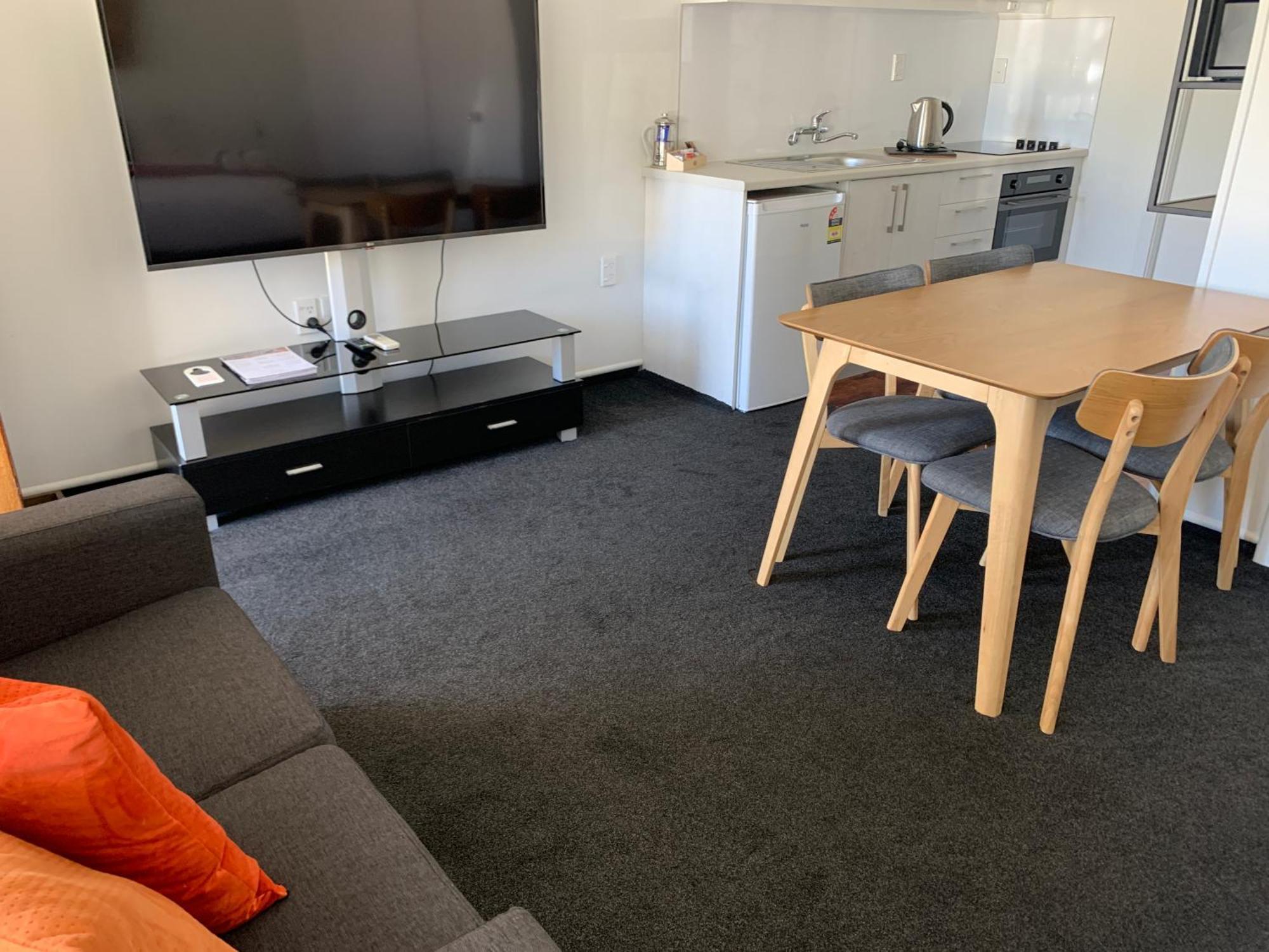 Alpine Motel 4*