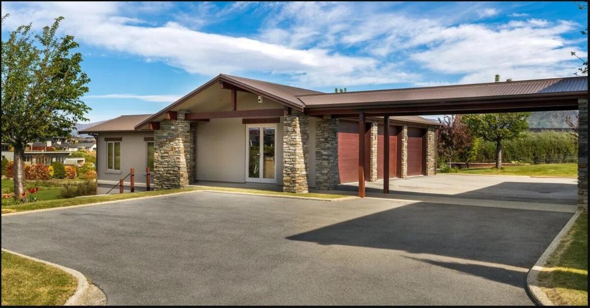 Ridgecrest Retreat Holiday home Wanaka