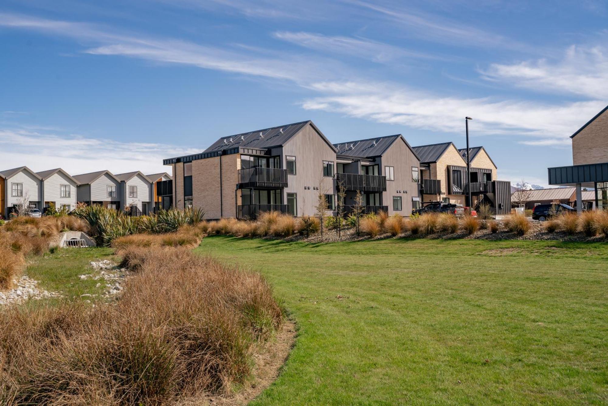 Alpine Horizons - Your Dream Awaits Apartment