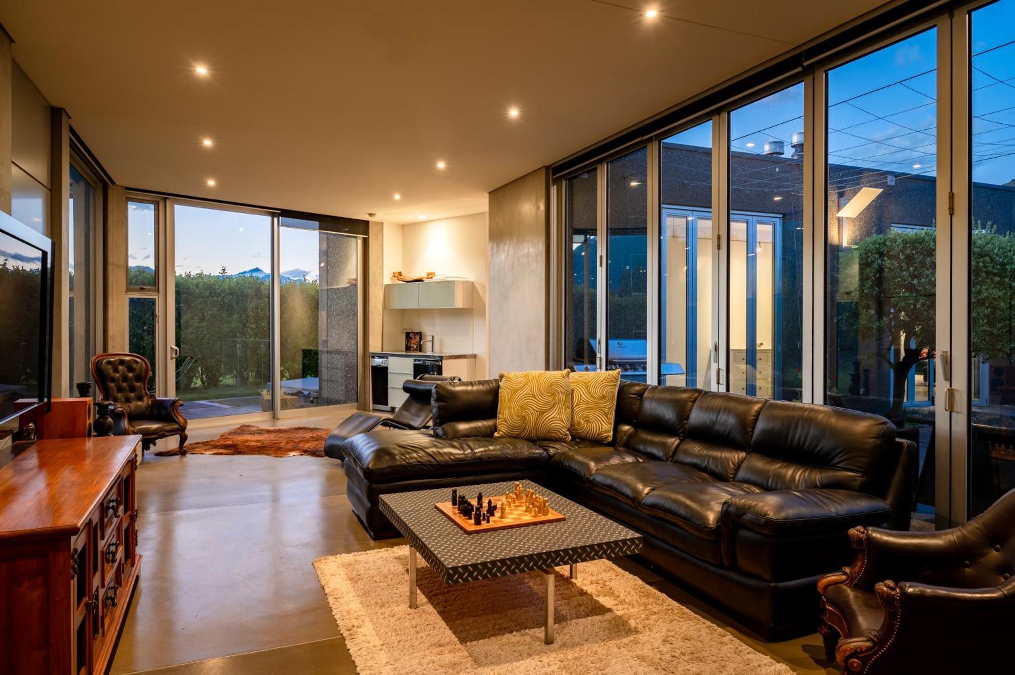 Lakeview By Sotheby's Luxury Homes Villa