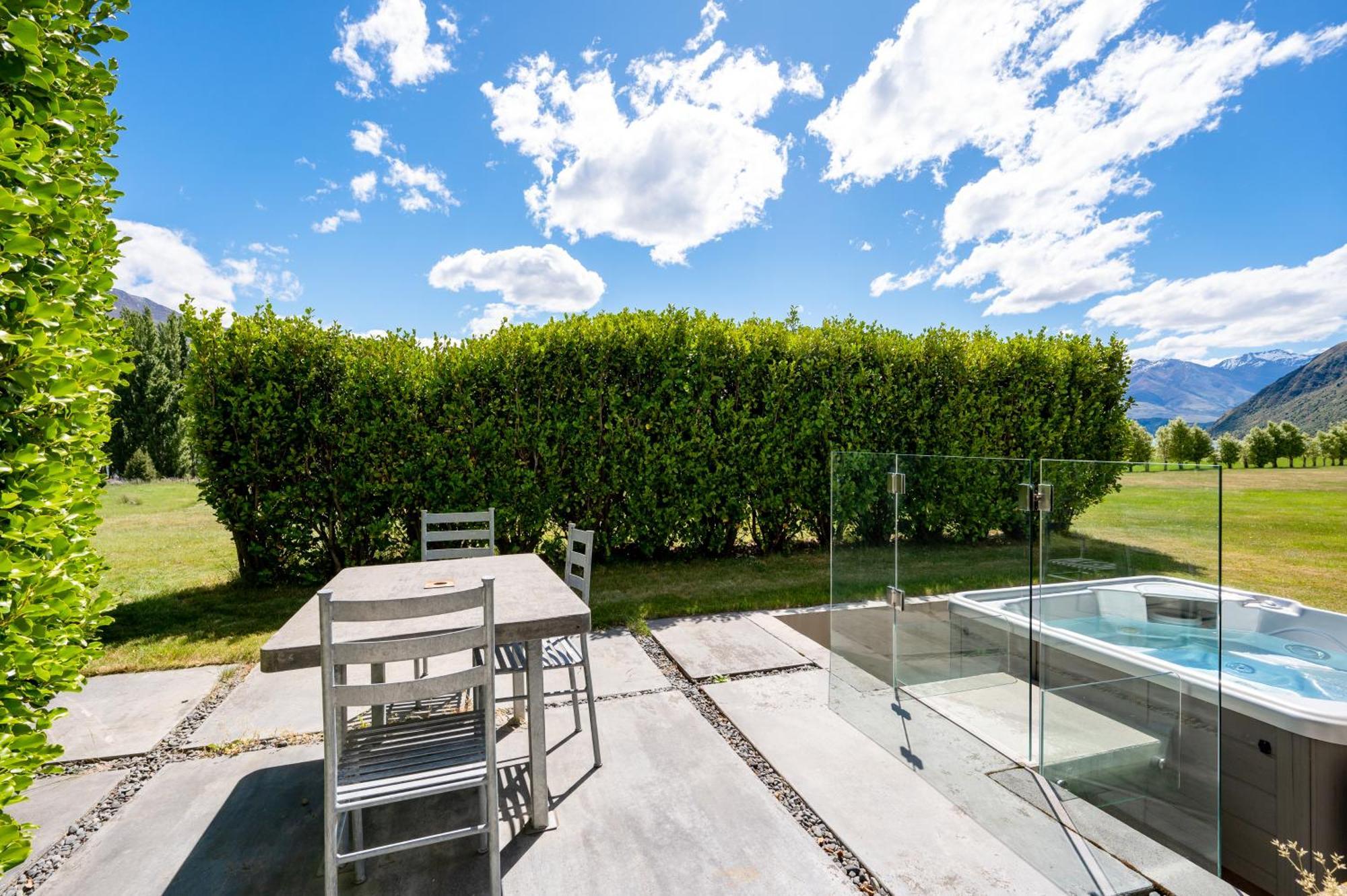 Villa Lakeview By Sotheby's Luxury Homes Wanaka