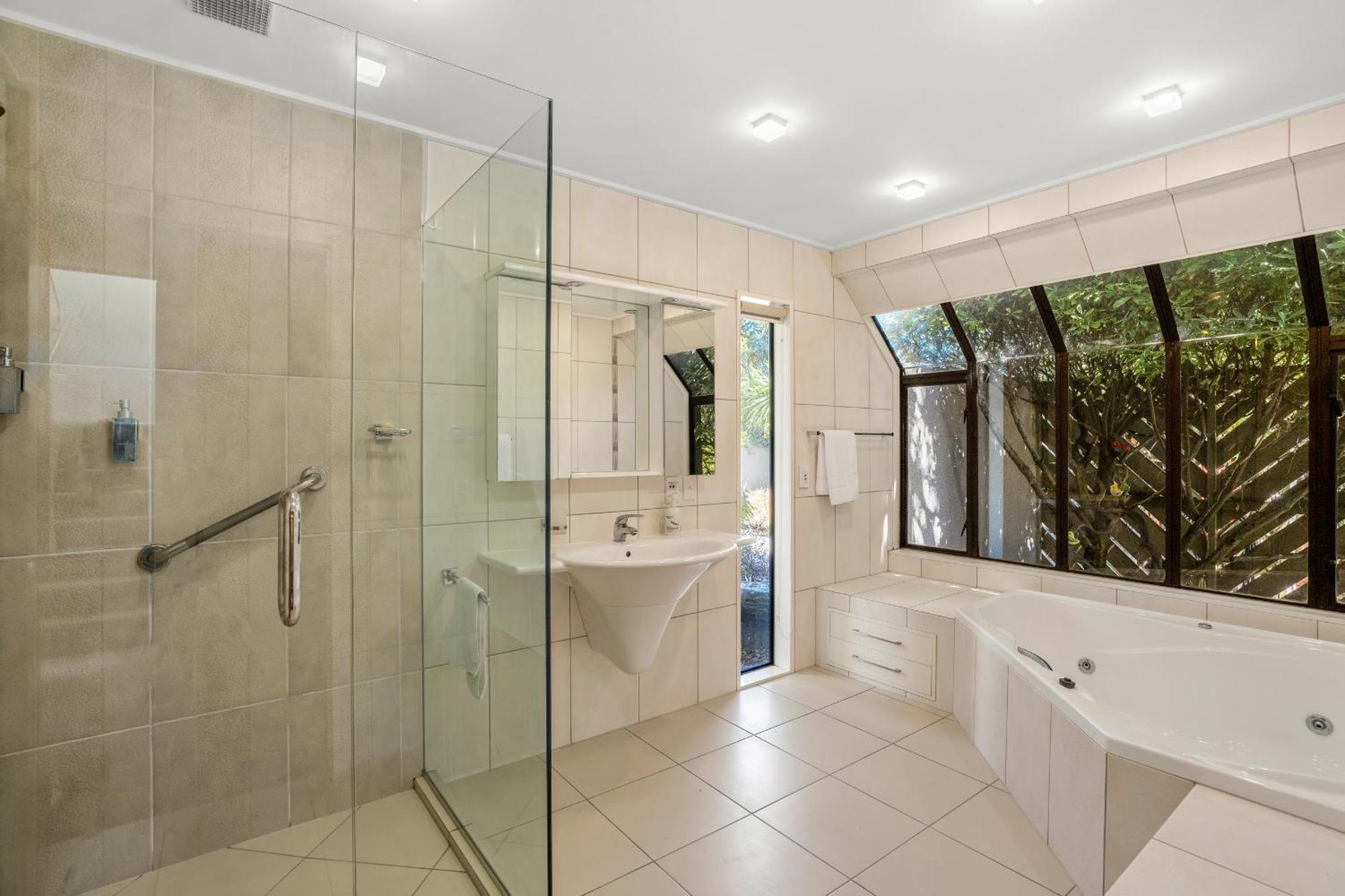 Mountain View Retreat - Wanaka