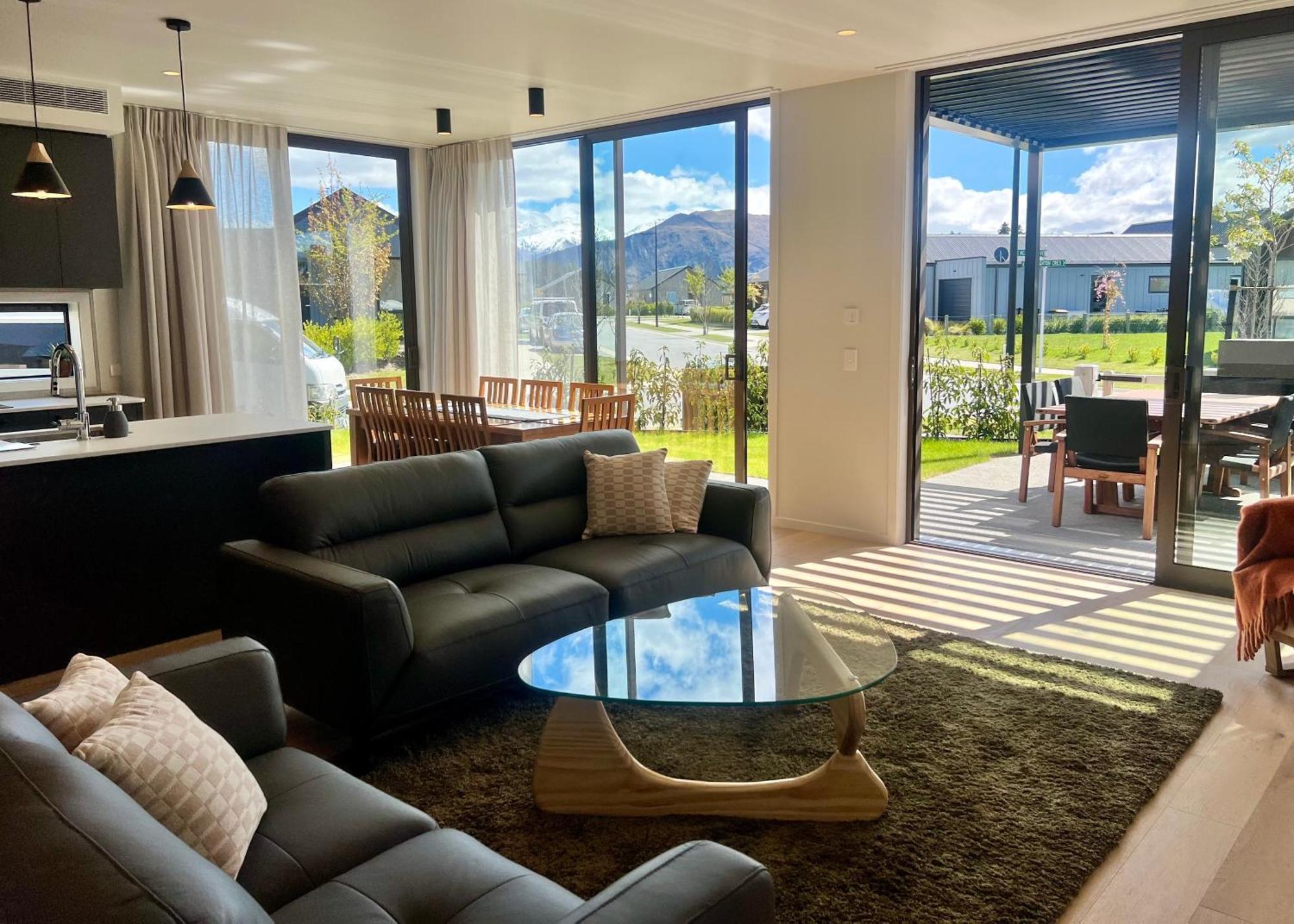 Acomo At Alta - Luxury & Stunning Mountain Views Wanaka