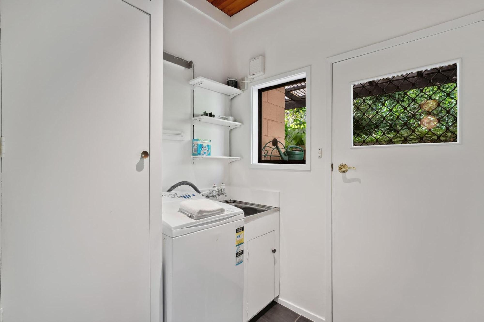 Tranquility On Redwood Holiday home *