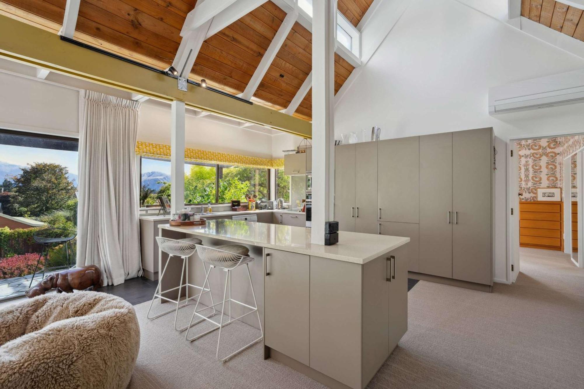 Holiday home Tranquility On Redwood Wanaka