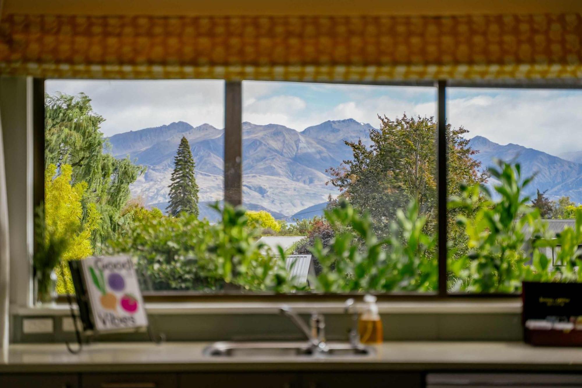 Tranquility On Redwood Holiday home Wanaka