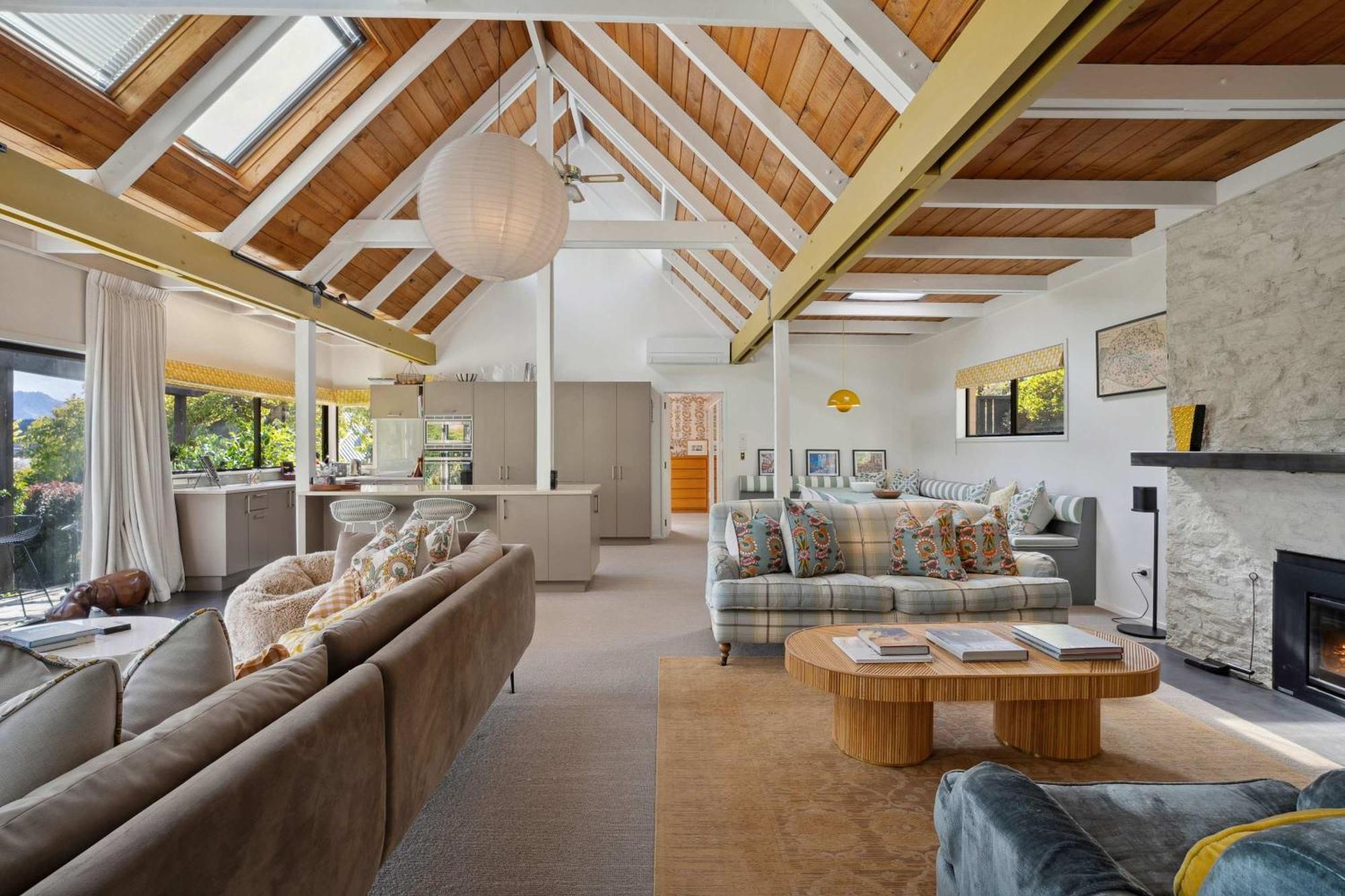 Holiday home Tranquility On Redwood Wanaka