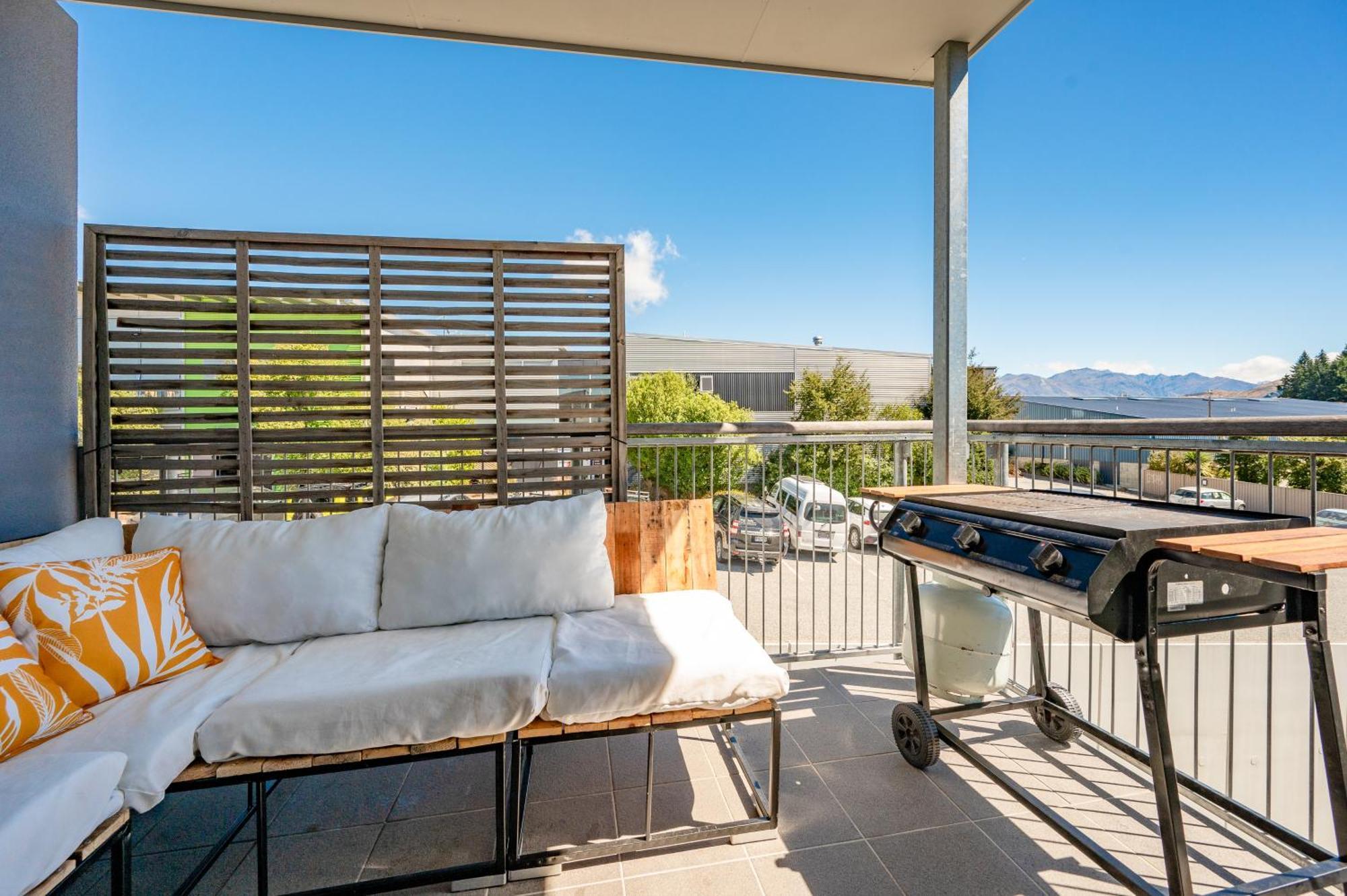 Bright Cozy - Cbd - Free Parking Apartment