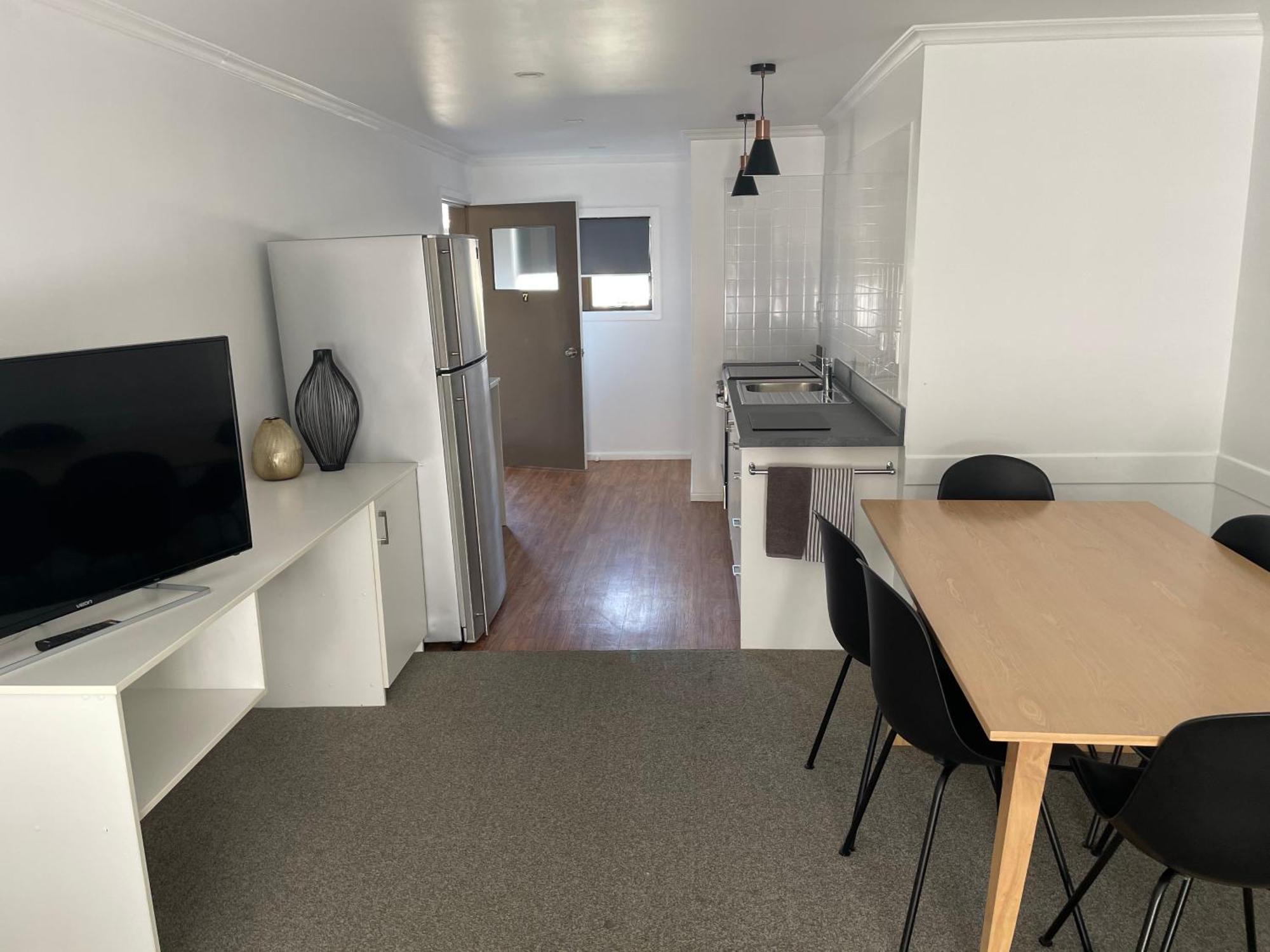 Fairway & Motel 4*