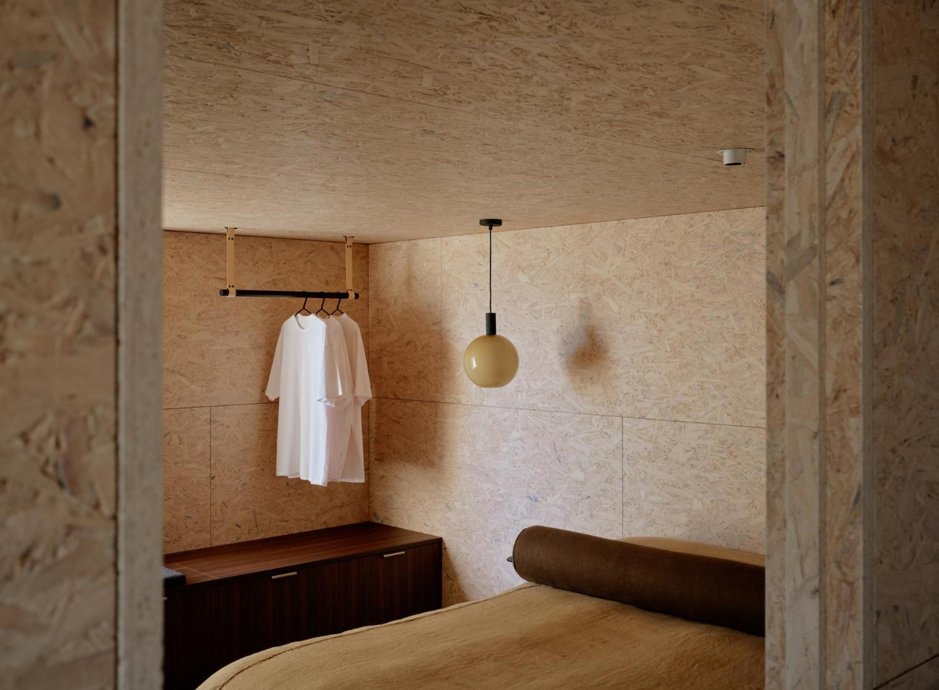 Holiday home Scout - Luxurious Interiors - Views - Architecturally Designed Wanaka